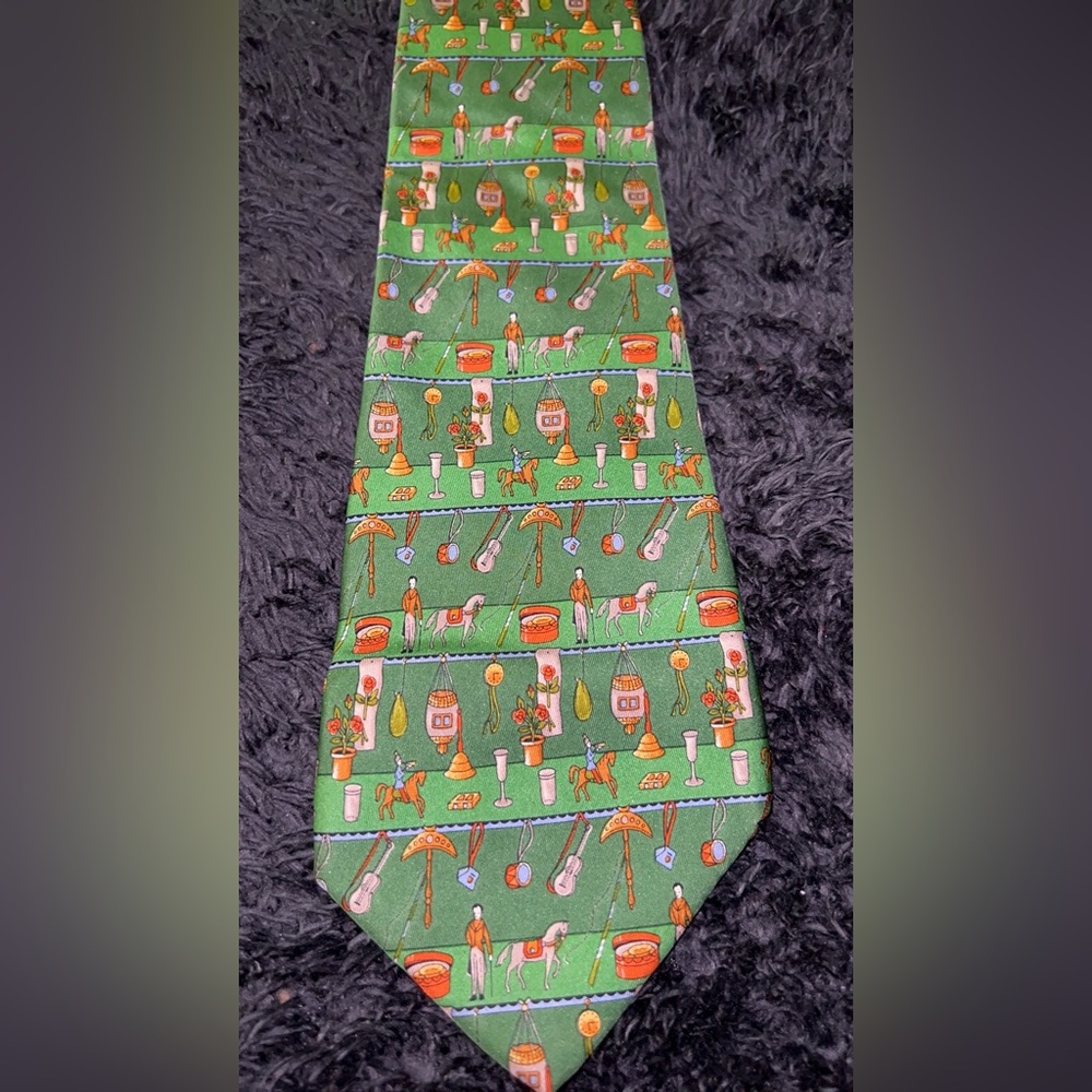 Salvatore Ferragamo Tie - Picture 2 of 8